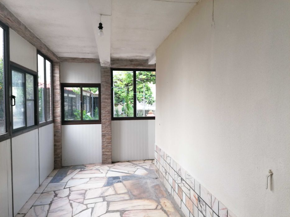Arrenda-se Casa R/Chão T2