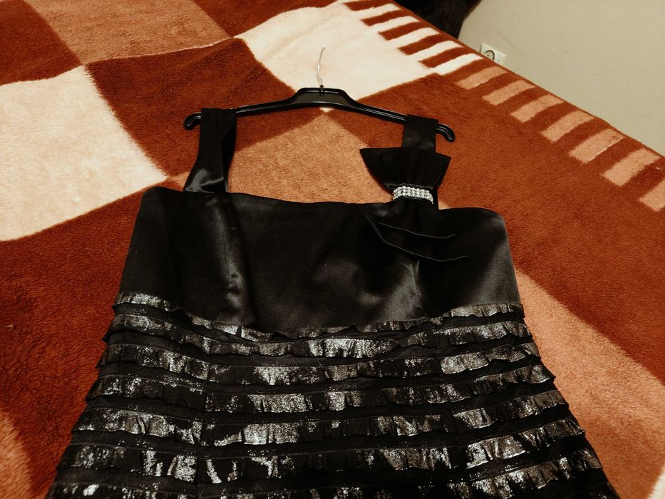 Czarno srebrna sukienka na sylwestra rozmiar 44