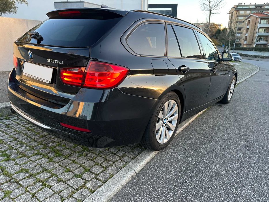 BMW 320d Touring Modern Line 184 CV Sport Xenon, Teto Panorami GPS Pro