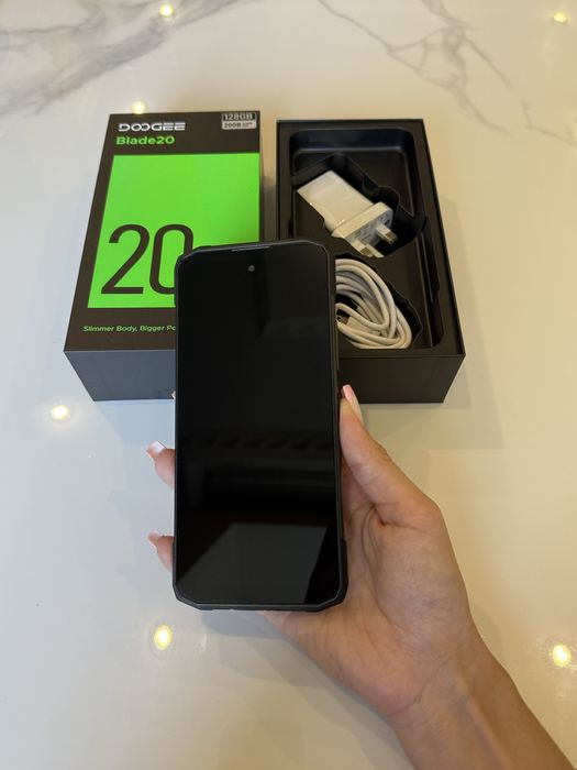 Смартфон DOOGEE Blade 20 4/128GB