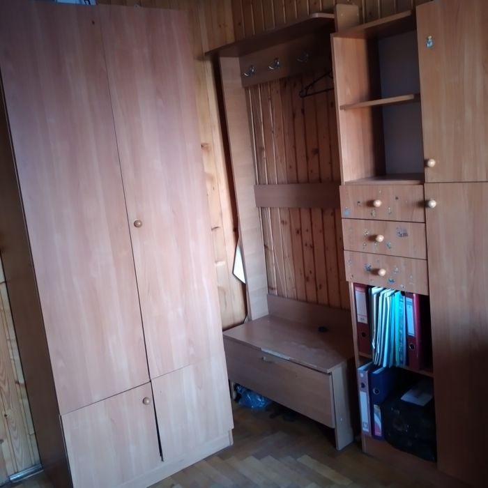 Офісні меблі вживані