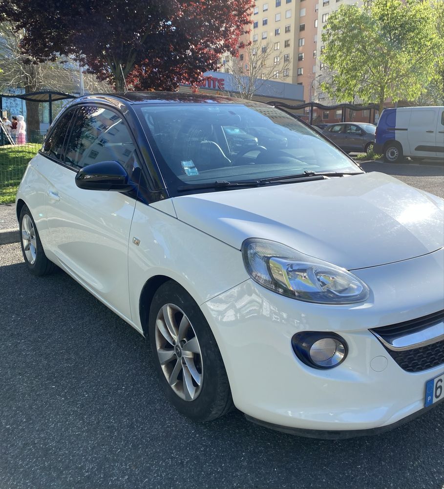 Opel adam em excelente estado