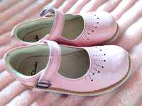 Туфельки clarks розовые 27 размер туфли на ногу 16 см, стелька 17 см