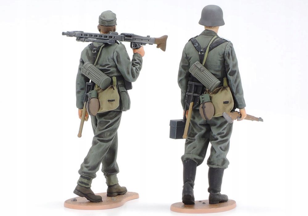 Model 1:35 Pojazd Sd.Kfz.2 Kettenkraftrad mid 35377 Tamiya