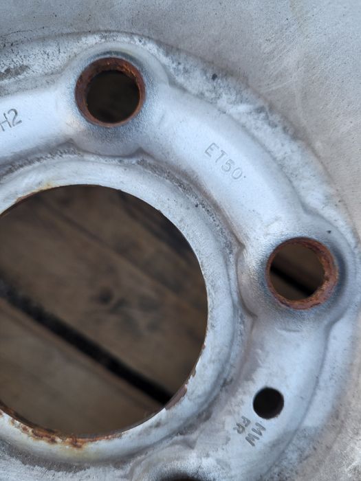 Felgi stalowe 16 Renault Trafic Vivaro Talento