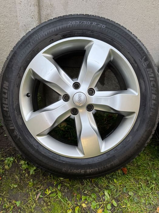 4 felgi z oponami 20" Oryginalne Jeep Grand Cherokee 5x127