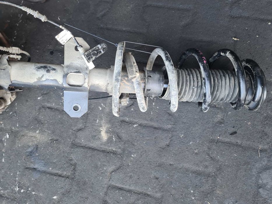 Mercedes eSprinter 907 22r mcpherson zwrotnica amortyzator lewy przód