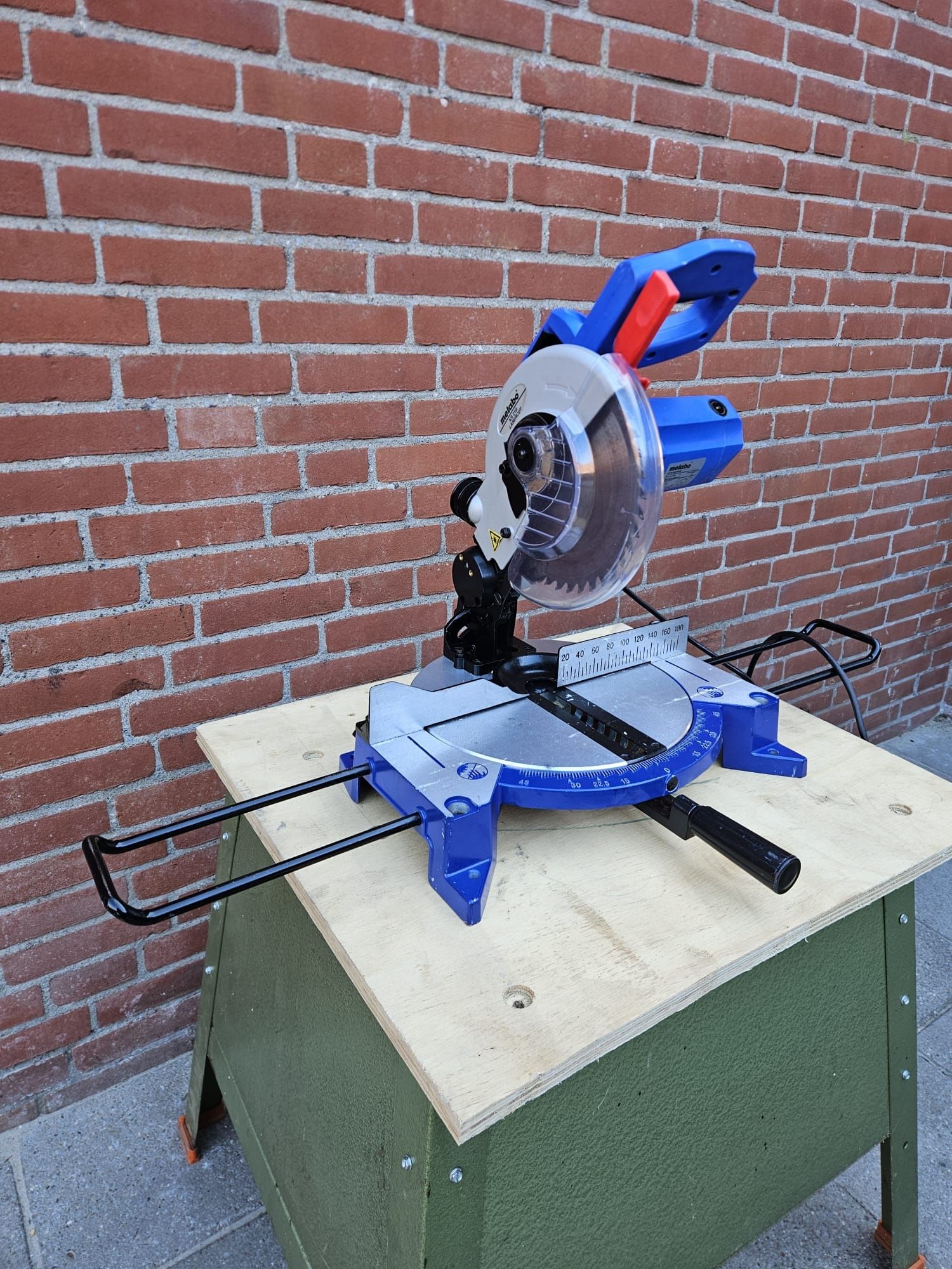 Metabo KS210 Ukośnica
