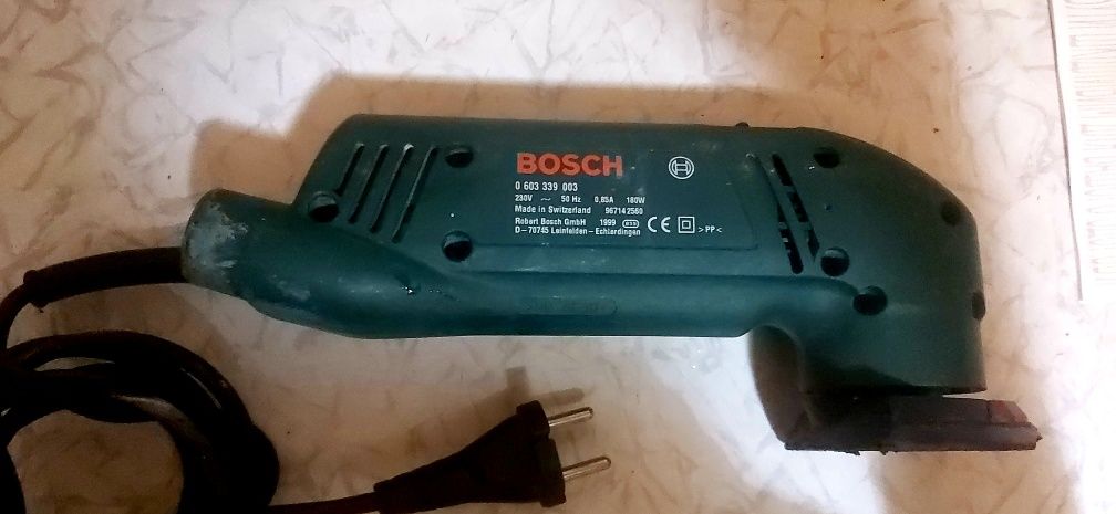 Шлифовальная машина Bosch