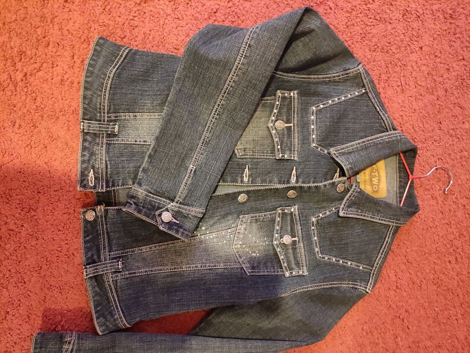 Женский   пиджак.