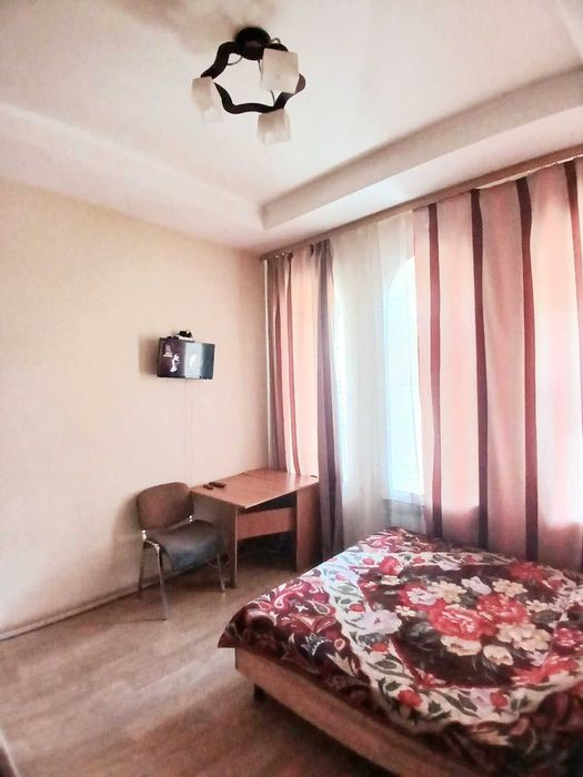 Центр!Затишна ізольована студія.Реальна ціна.