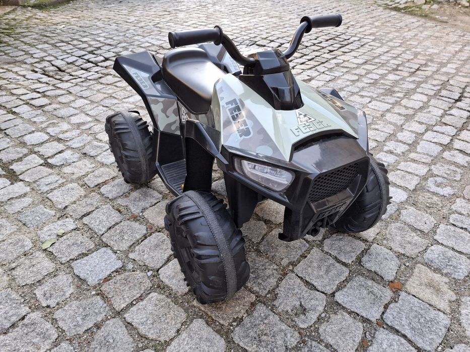 Moto 4 de criança elétrica