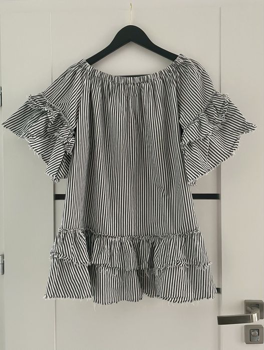 Sukienka mini Hiszpanka z falbanami w paski