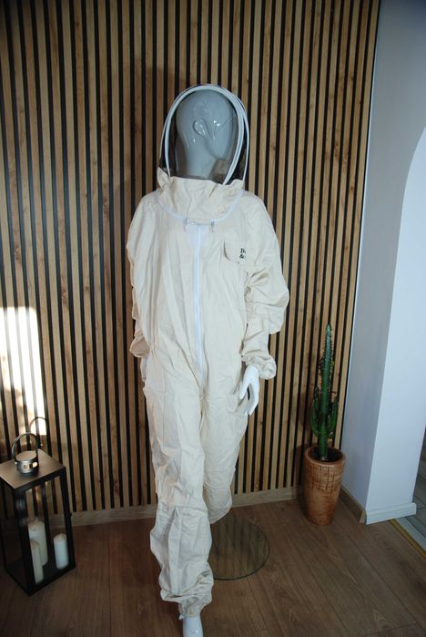 Profesjonalny kostium pszczelarski