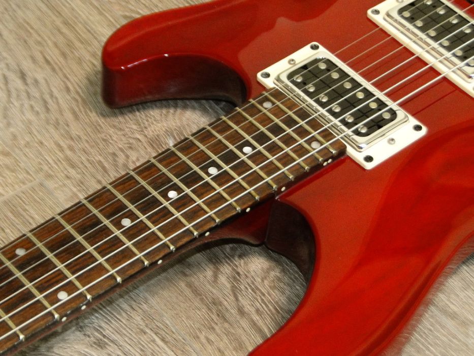 Продам Peavey USA HP Signature Select Transparent Red 2006 w/OHSC