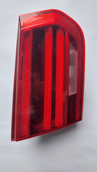 Задня фара BMW F30 (ліва в кришку багажника)