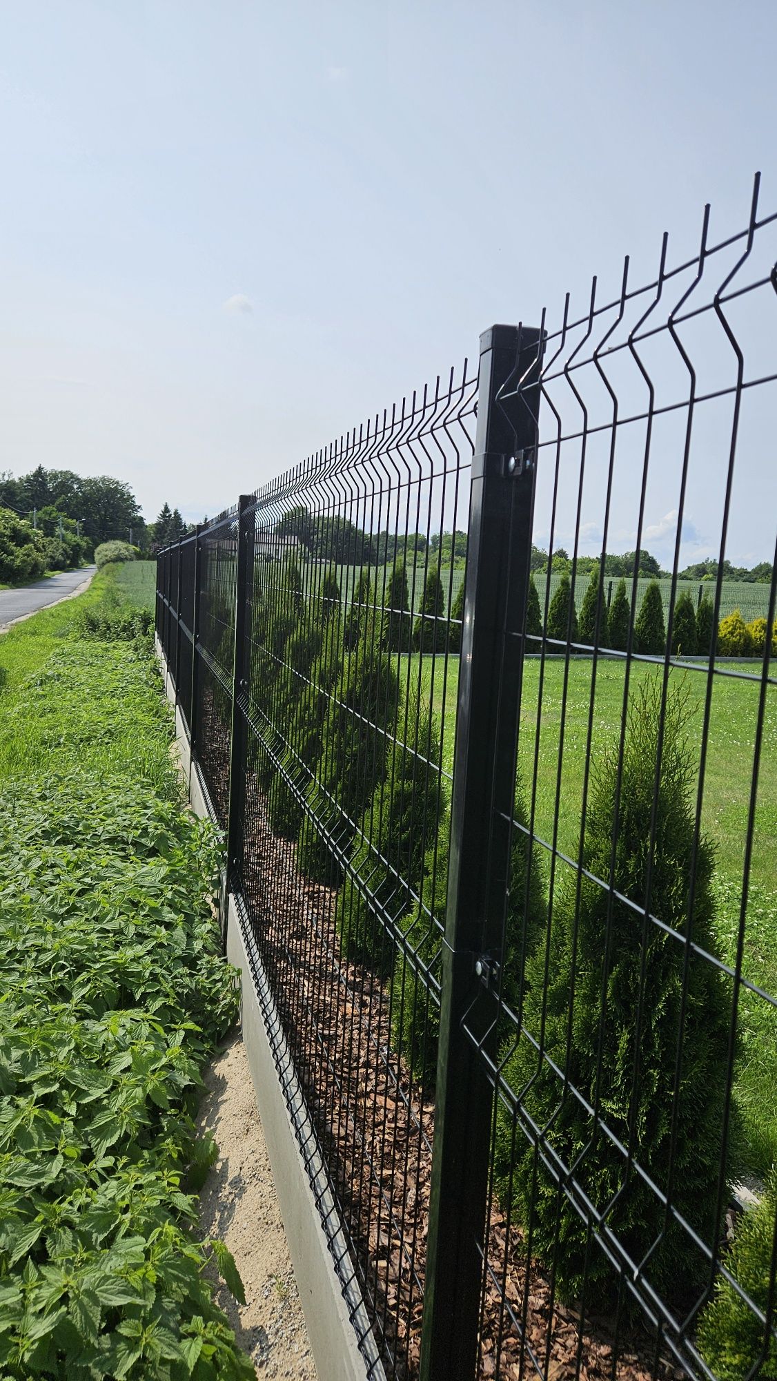 Sprzedaż i montaż ogrodzeń panelowych