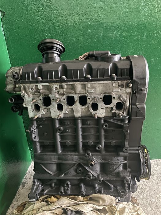 Двигун 1.9 TDI BLS SKODA VW насос форсунка продам