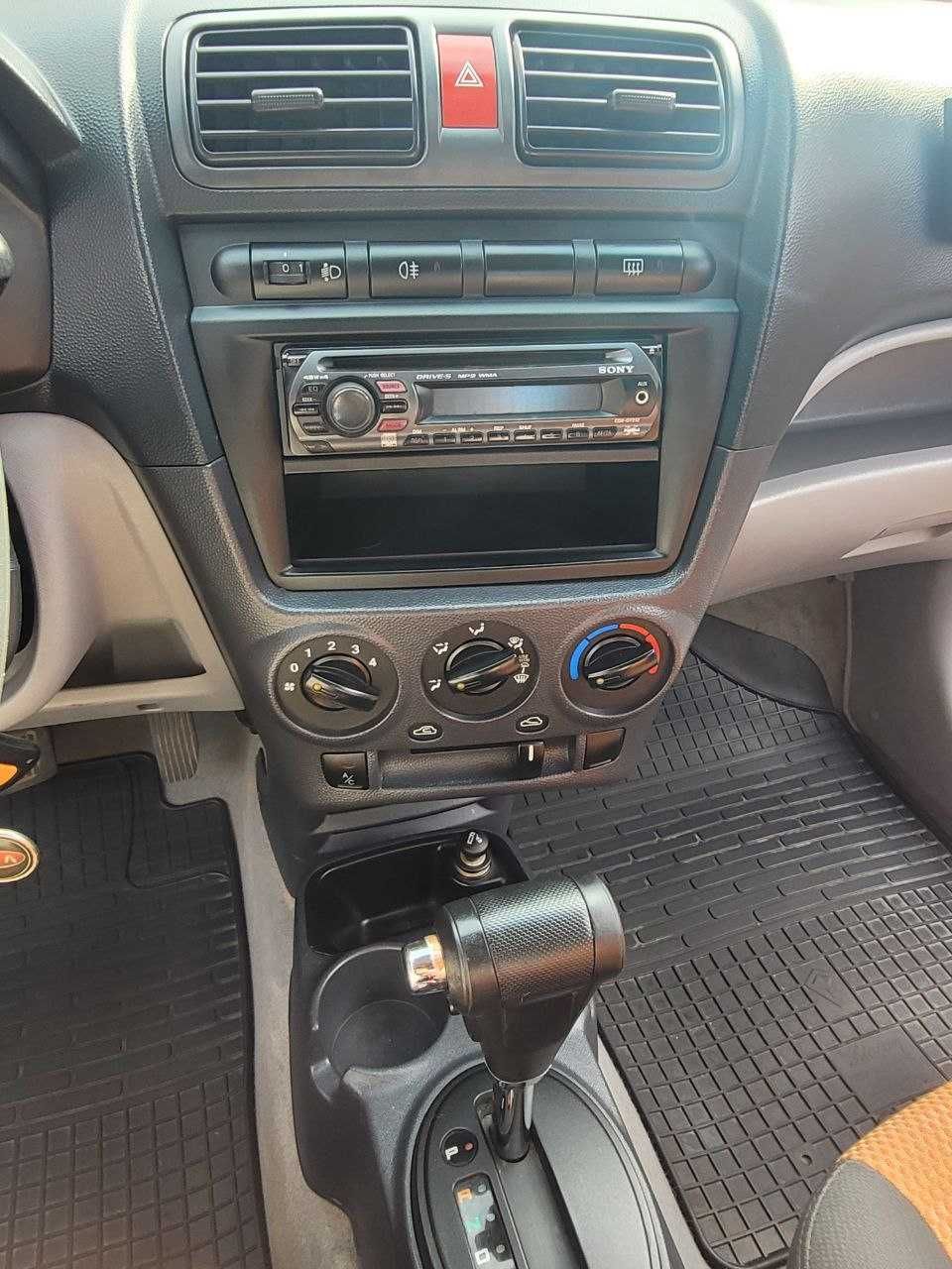 Продам свій автомобіль KIA Picanto 2007