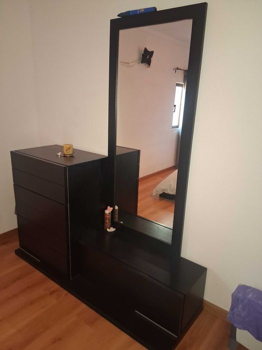 Cómoda de quarto de Paços de Ferreira