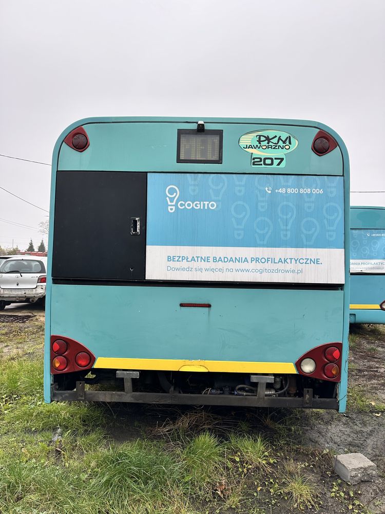 Autobus Solaris Urbino 15 na części wszystkie części Silnik