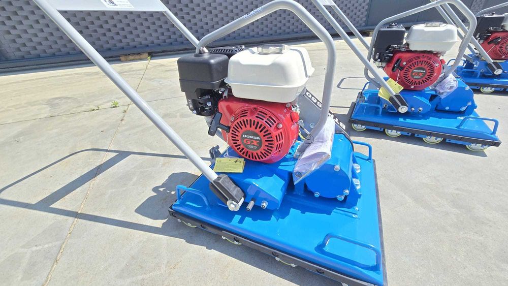 Zagęszczarka Rolkowa  jednokierunkowa Beton Trowel BTPR550H Wacker