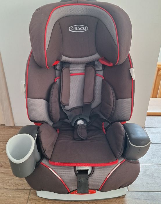 Fotelik samochodowy  Graco Nautilus 9-36 kg