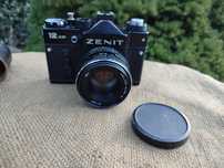Aparat Zenit 12XP obiektyw Helios 44M-4