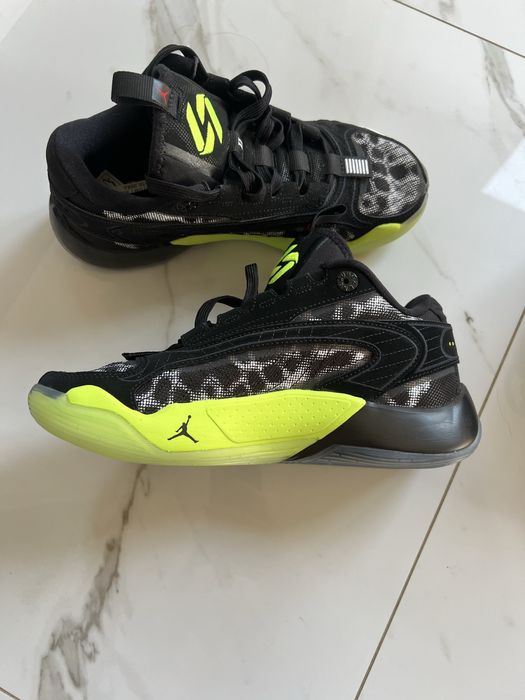 кроссовки Jordan,nike