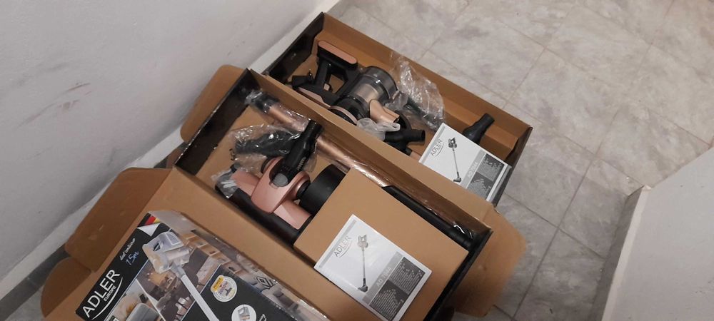 Odkurzacz bezprzewodowy Adler AD 7044