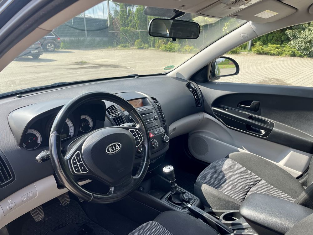 Kia Ceed 1.4 109KM 2008r. Stan Bardzo Dobry! Doinwestowana!