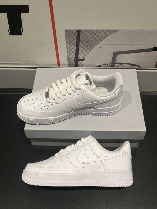 Buty meskie Mokasyny Nike_Air_Force_1_Low_White_R.46