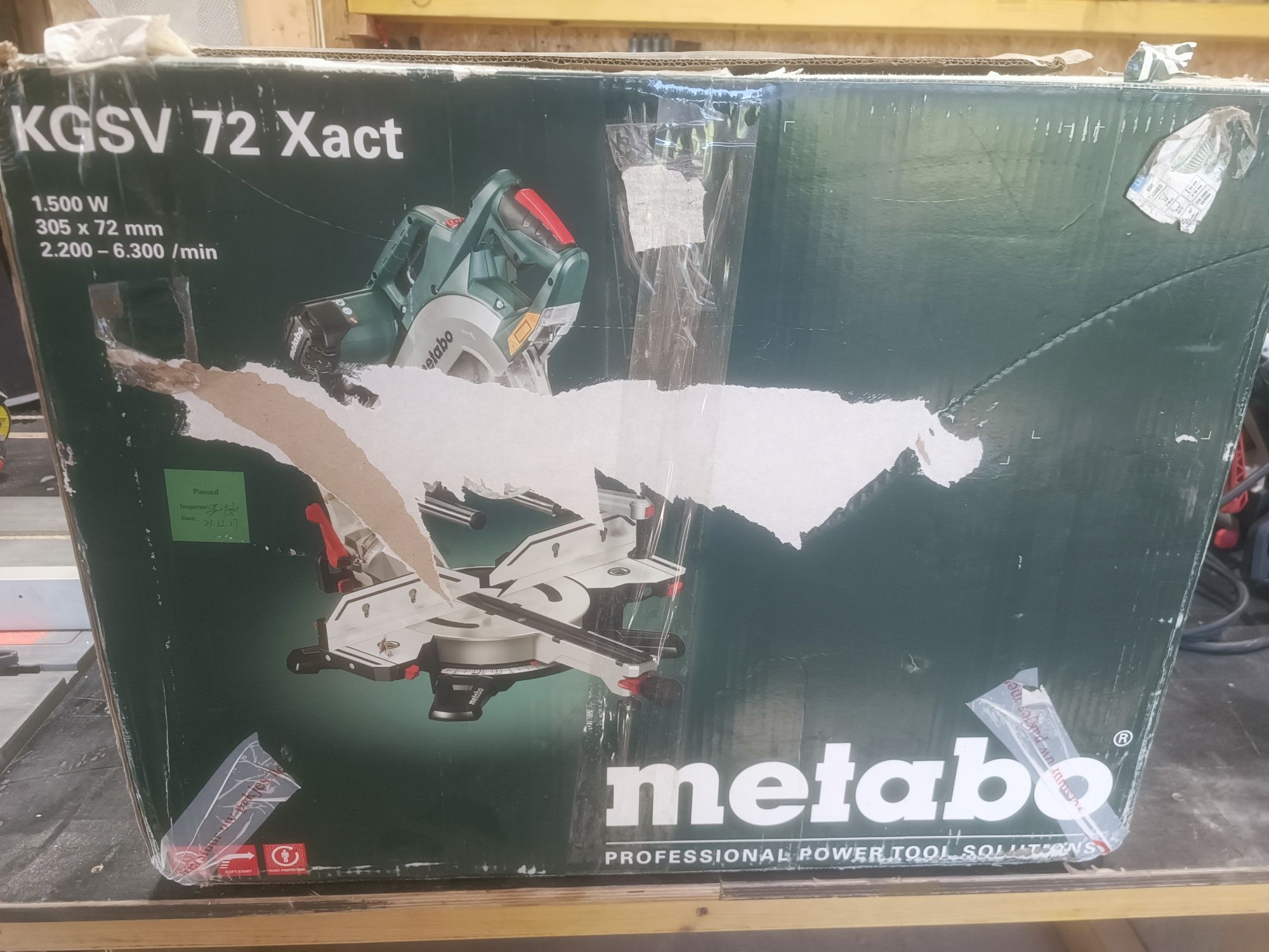 Торцювальна пила Metabo KGSV 72 Xact