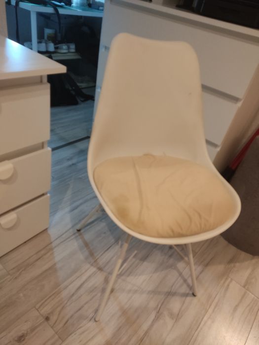 Toaletka do makijażu , biurko z lustrem i oświetleniem + krzesło