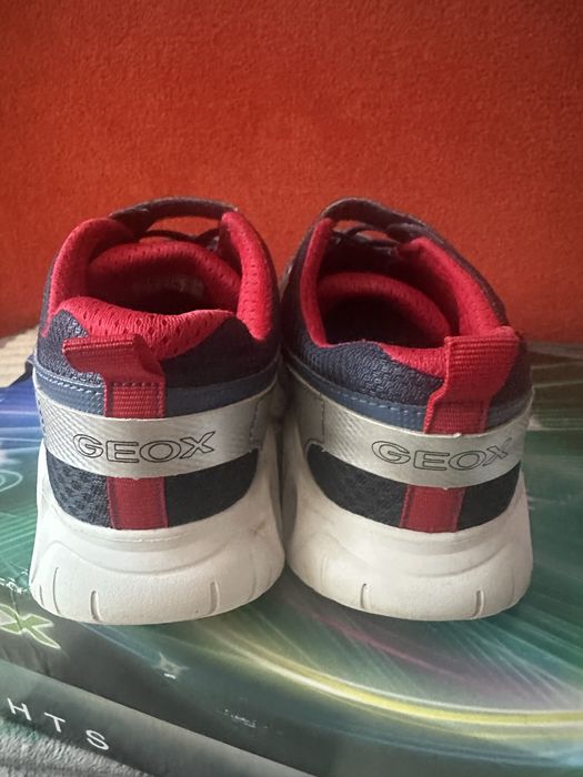 Кроссовки Geox на мальчика