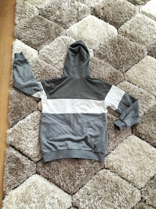 Chłopięca bluza 146