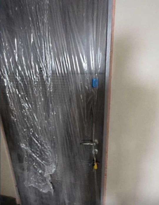 Продаж 1кім квартири/вул.Б.Хмельницького / 43кв.м /ЗДАНА/69999$ ТОРГ