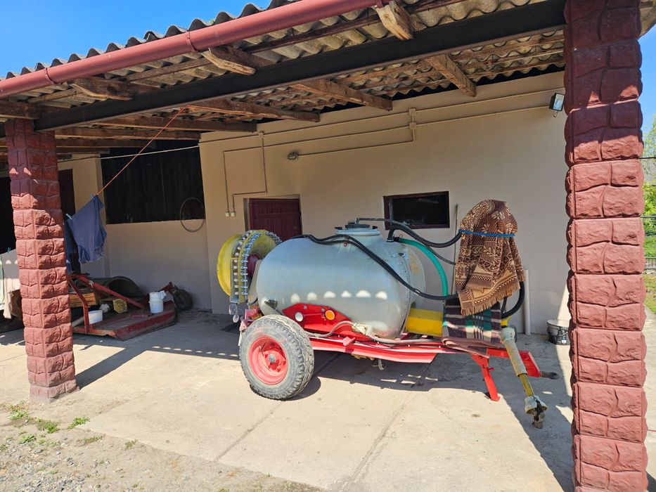 Opryskiwacz sadowniczy Pilmet 1000l po remoncie