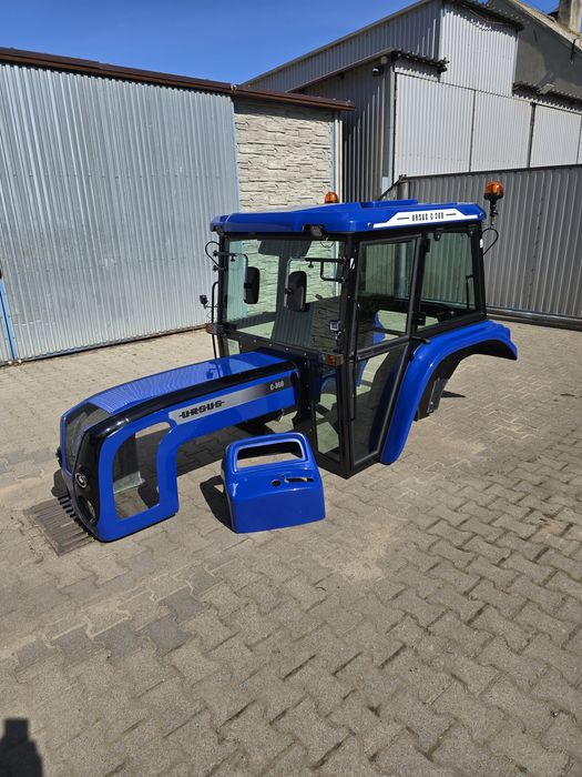 Kabina C360 Kabina ciągnikowa C360 C4011 Maska c360 Nowa kabina c360