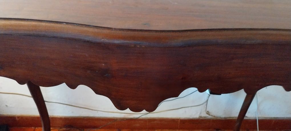 Mesa de encostar