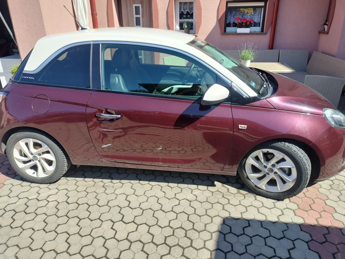 Opel Adam 1,4 benzyna
