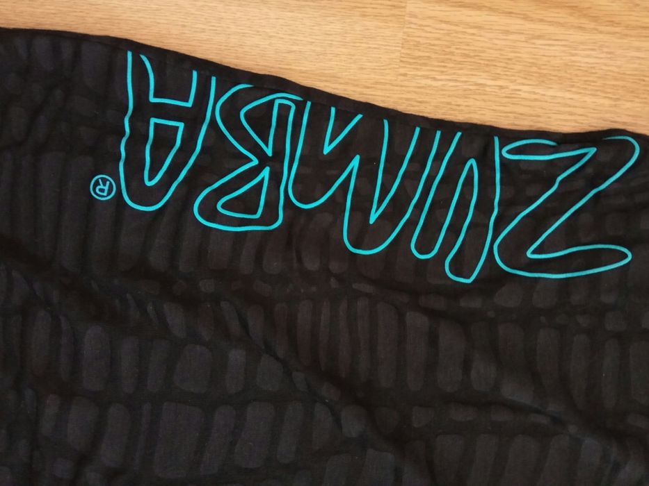 NOVA T-shirt Zumba oficial tamanho M nova com etiqueta