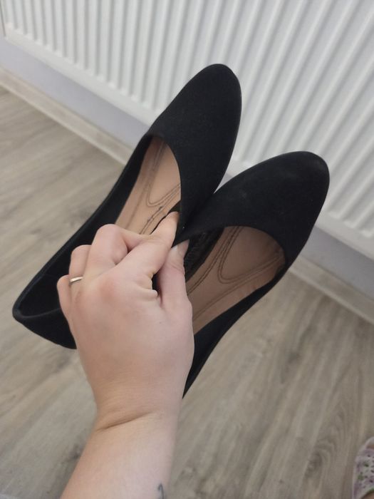 Czarne wygodne baletki