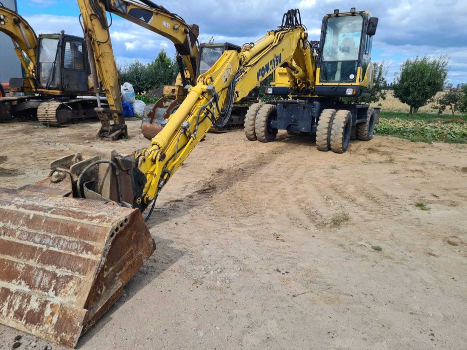 Koparka kołowa KOMATSU PW160-7 uszkodzona