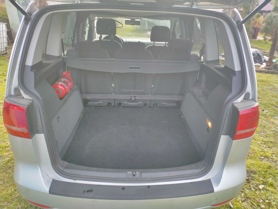VW TOURAN 1.6 TDI 105 KM, BlueMotion Technology w wersji Comfortlaine