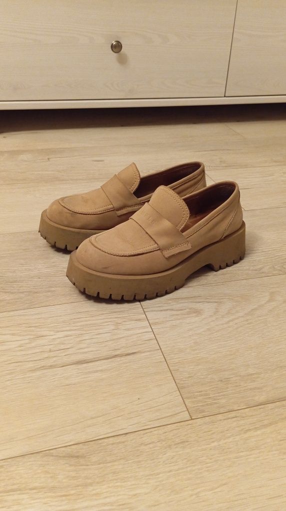 Mokasyny buty na platformie skórzane r. 37 Simple