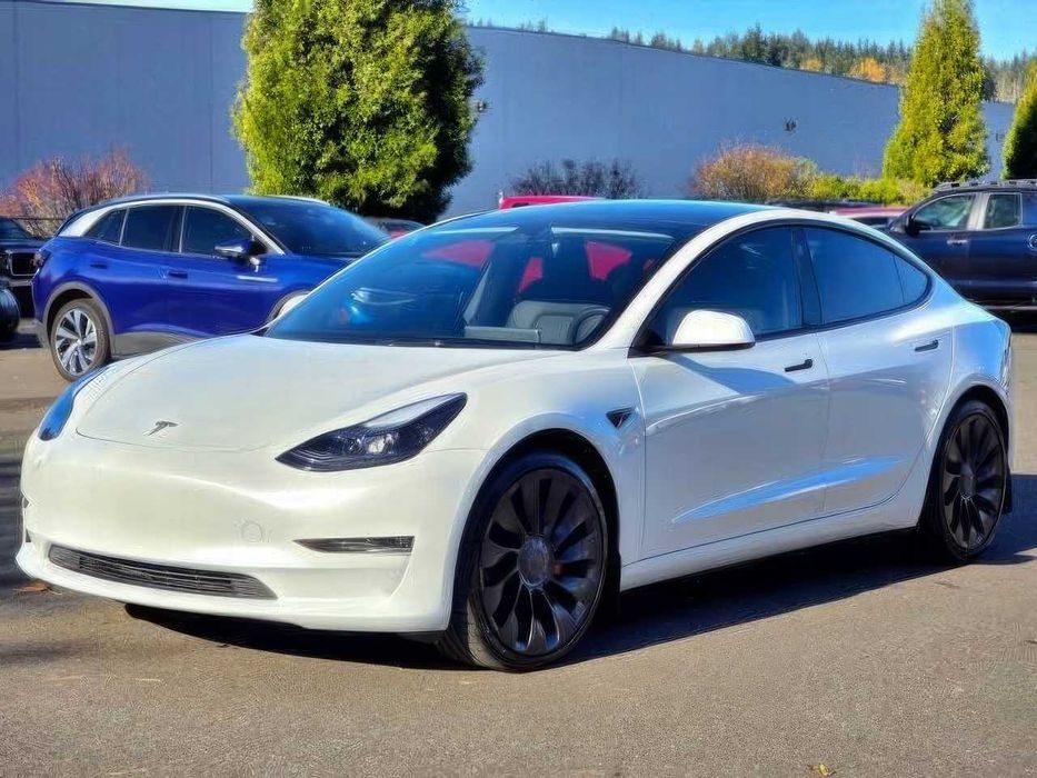Tesla Model 3 Performance      2023