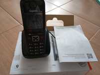 Telefon komórkowy GIAST AS 690 Duo.