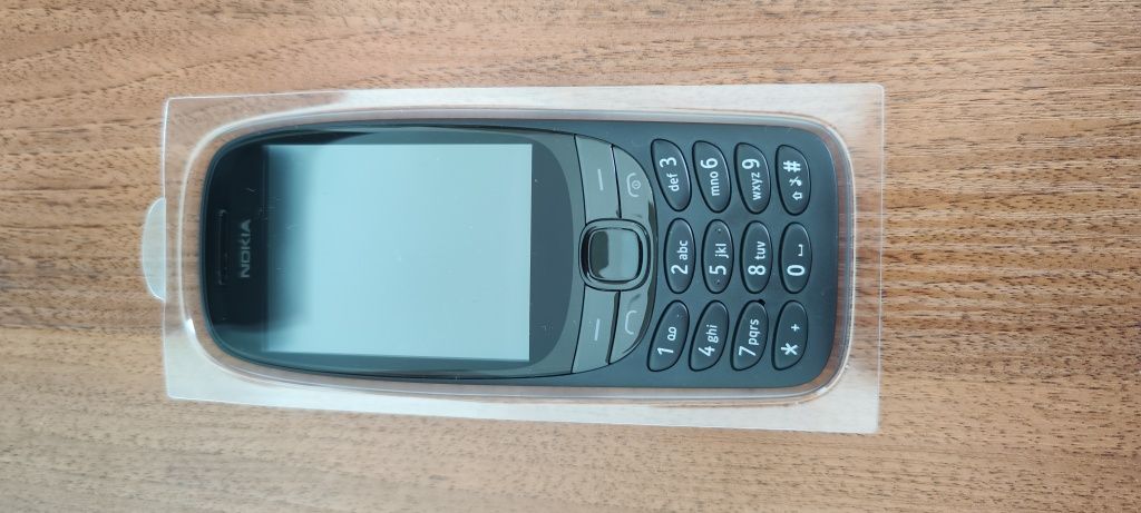 Телефон Nokia 6310