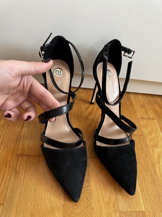 Чорні туфлі River Island